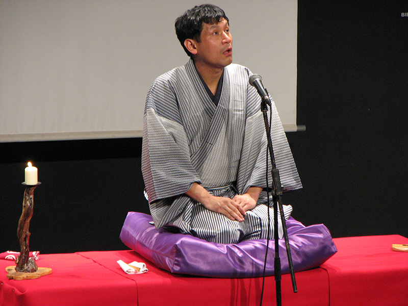 http://www.wochikochi.jp/english/foreign/egypt_rakugo01.jpg