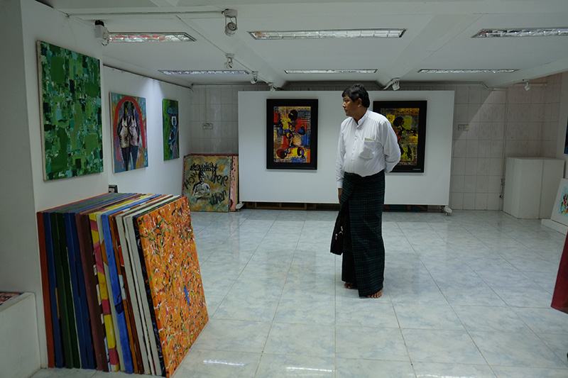 http://www.wochikochi.jp/english/foreign/myanmar_art06.jpg