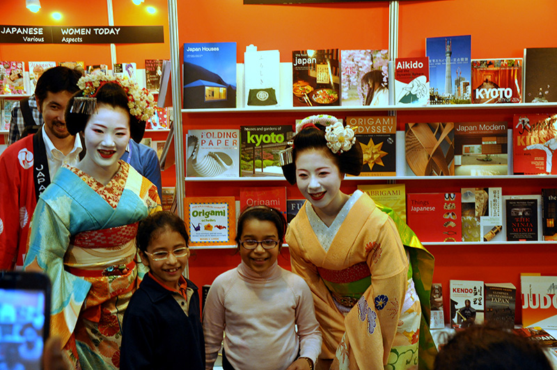 http://www.wochikochi.jp/english/report/2014/08/01/maiko_india05.jpg