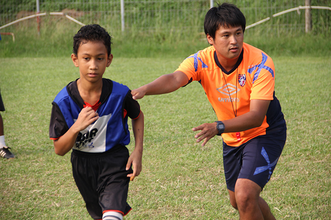 http://www.wochikochi.jp/english/report/japan-Indonesia-soccer_02.jpg