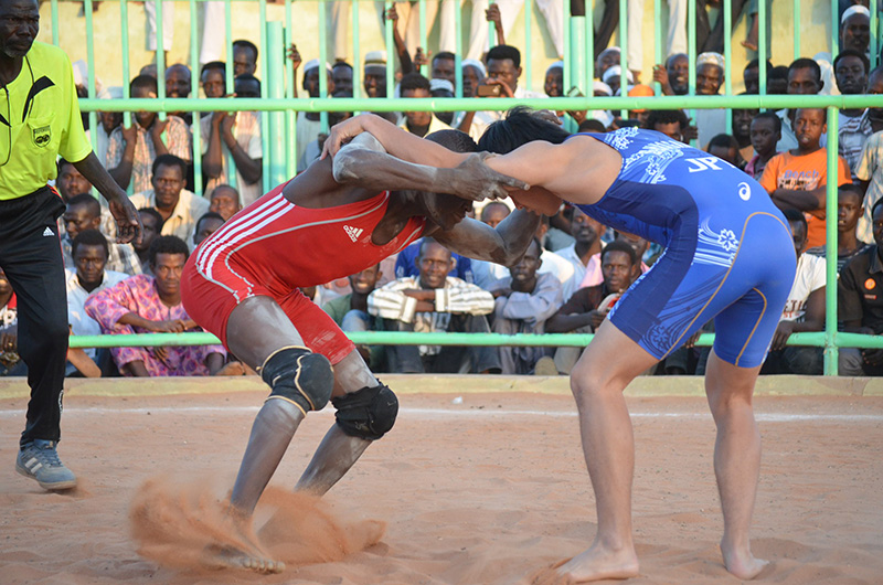 http://www.wochikochi.jp/foreign/sudan_wrestling03.jpg