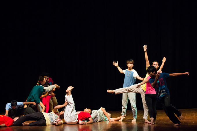 manipur_contemporary_dance_01.jpg