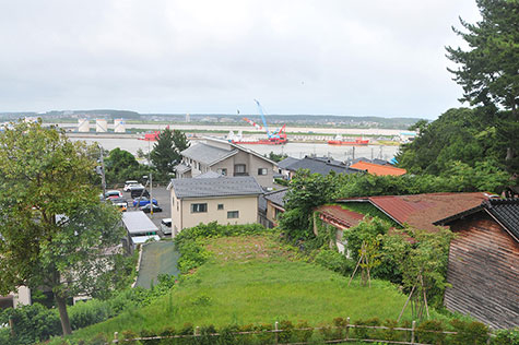 A distant view of Sakata City from the interview location